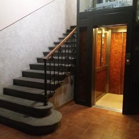 Angolo Fiorito In San Lorenzo Florens Exteriör bild